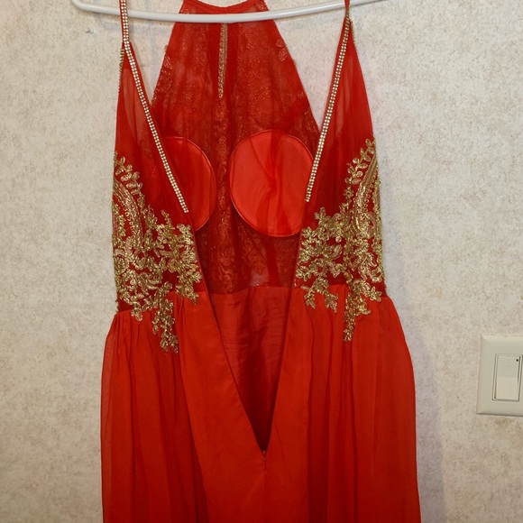 Red and gold long dress - Picture 9 of 12